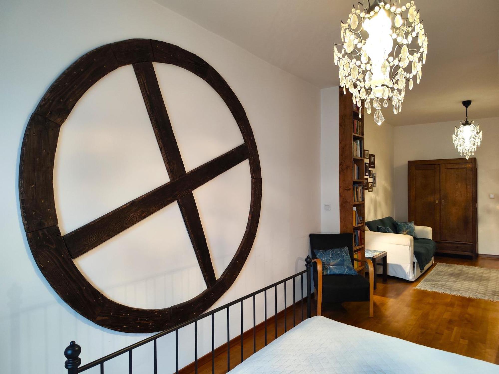 Apartament Skorpion Centrum サノク エクステリア 写真
